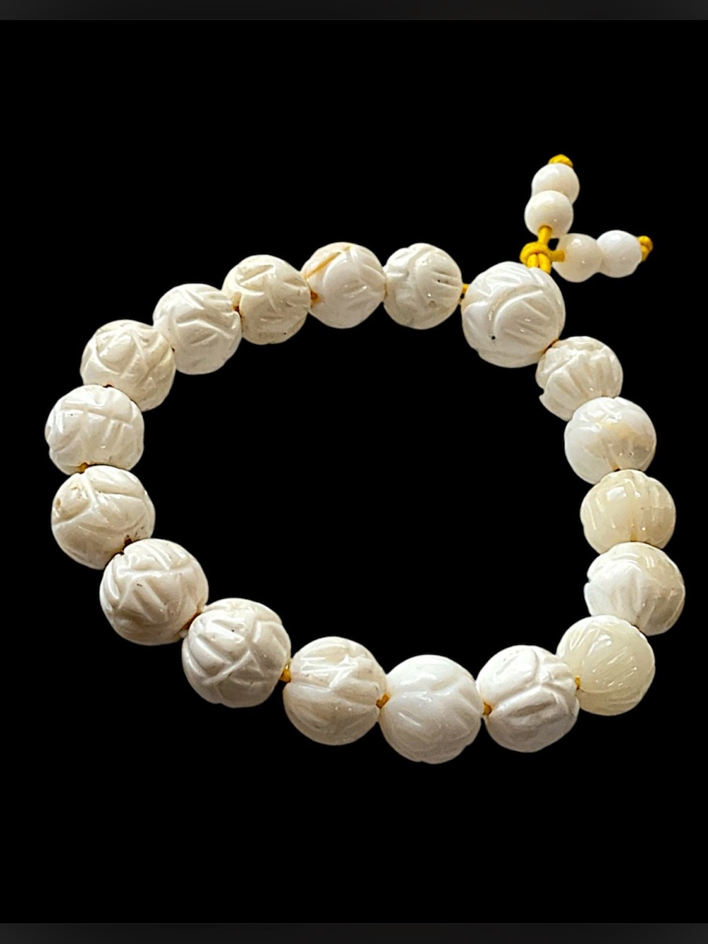 Vintage Hand Carved White Agate Beaded Bracelet